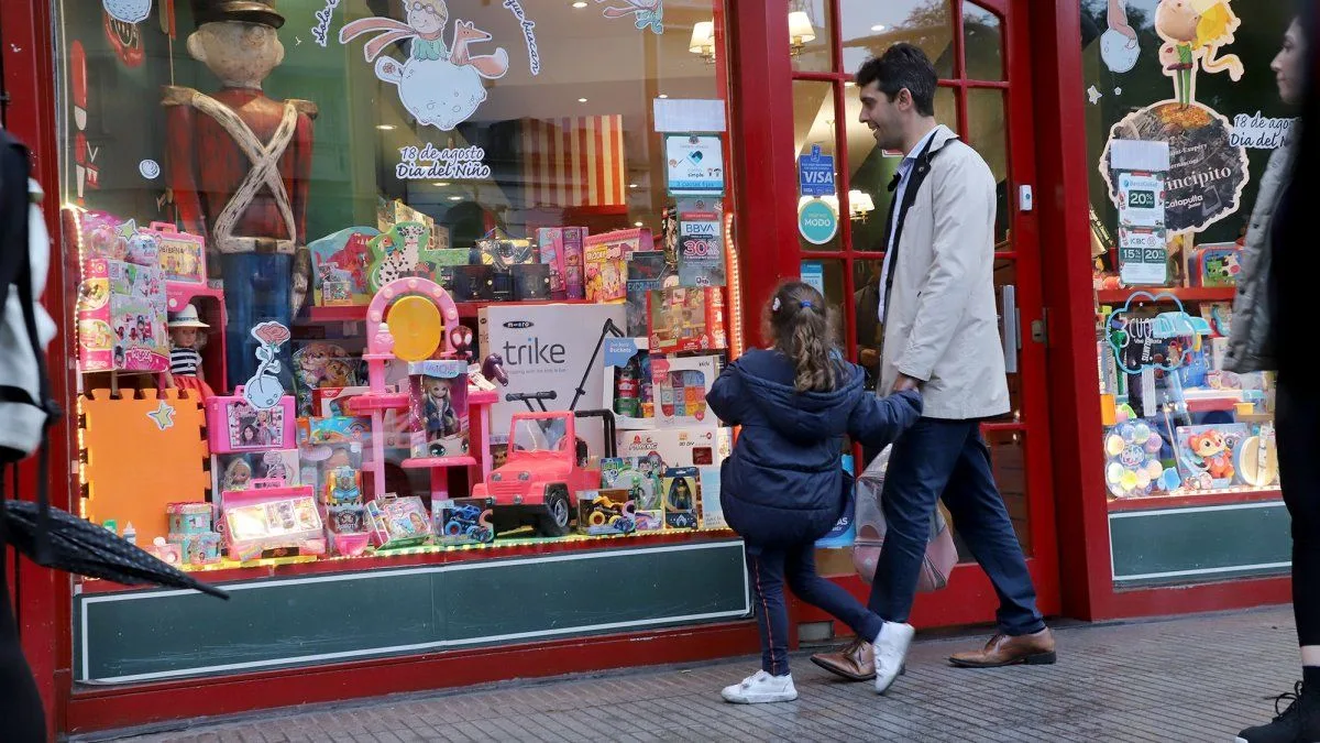 Día del Niño: ventas cayeron 2,5% y ni cuotas ni descuentos reactivaron el consumo